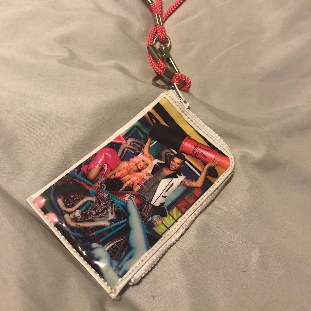 M.A.C VG Nikki Minaj & Ricky Martin wallet